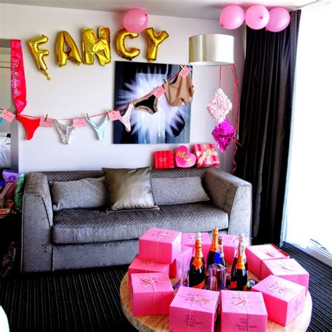 bachelorette party ideas at home